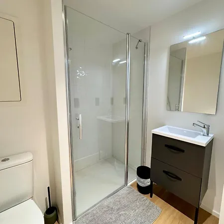 Appartement We Live Sharies B303 *